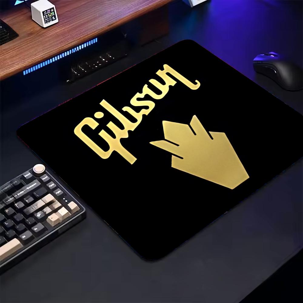 Esports Gaming Brands - GibsonS Gitar markası Mouse Pad Karikatür